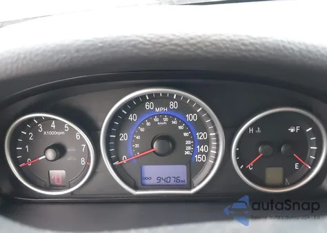 2011 Hyundai Veracruz Limited z USA, uszkodzony, nr VIN KM8NU4CC7BU149925